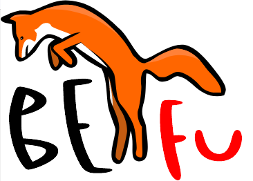 Logo der Beteiligungsfüchse gemeinnützige GmbH; Ein roter Fuchs springt zwischen den Silben "BE" (in schwarzer Schrift) und "Fu" in roter Schrift
